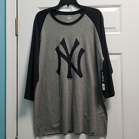 47 Other - 2/$30 NWT Men's size XL Yankees tee